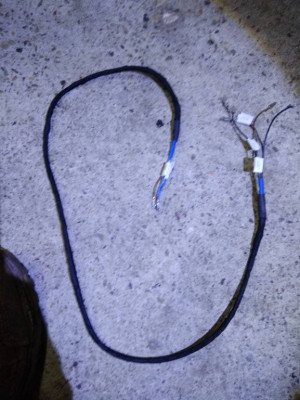 Своял проводку. Спасибо Ваванычу за пины и китайцам за изоленту - как родная