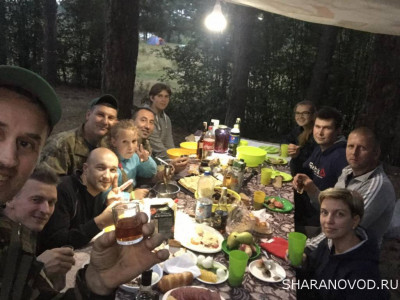 Встреча клуба 2020. Мы вместе 8 лет. - Стол.jpg