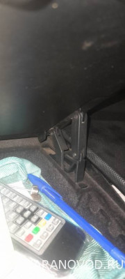 Которые крышку держут