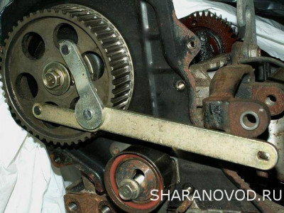Возникла проблема при замене грм - Стопор шестерни РВ - 1.jpg
