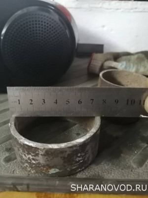 Большую оправку лучше делать 70 мм в диаметре, но у меня ничего такого не нашлось. Эта тоже нормально работает.