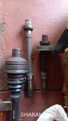 Он справа, если что.