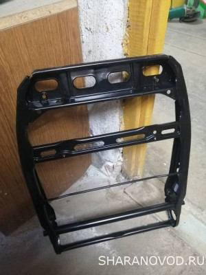 Установка китайских универсальных подлокотников на кресла 2-го и 3-го ряда - IMG_20250112_122927.jpg