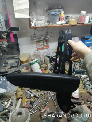 Установка китайских универсальных подлокотников на кресла 2-го и 3-го ряда - IMG_20250112_141243.jpg