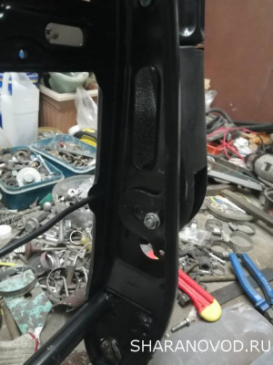 Установка китайских универсальных подлокотников на кресла 2-го и 3-го ряда - IMG_20250112_141413.jpg