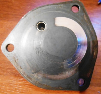 Это крышка со следами трения.