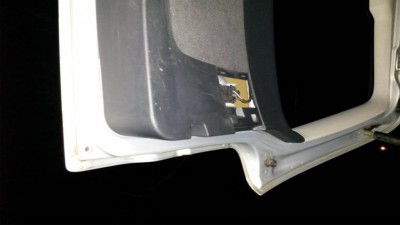 Крышка в хлопушке левая сторона