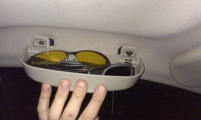 Поторопился с фото. Заглушки для винтов не поставил. Есть в к-те. Винтики маленькие слишком.