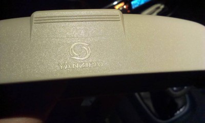 Неоригинал, конечно. Но пластик гибкий. Сделано хорошо.