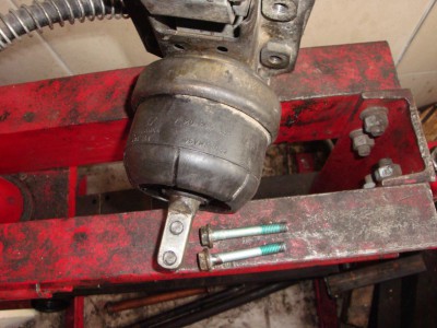 Замена левой опоры двигателя - DSC03113.JPG