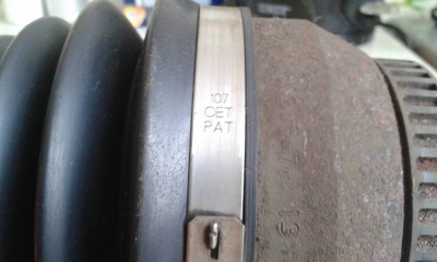 Стоят номерки на хомутиках, размер- пологаю в мм.