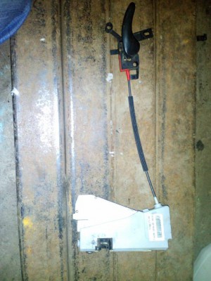 Куплю ручку -крючок правой двери - IMG_20161213_165404.jpg