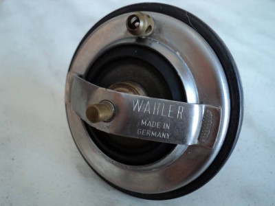 Кран заднего отопителя, альтернатива оригиналу для авто без кондея в заднем ряду и без климы  - DSC02050.JPG