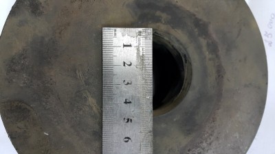 Замена задних пружин фотоотчёт  - внутренний диаметр опорной шайбы.jpg