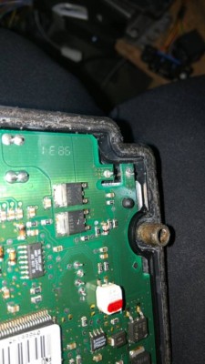 Пропаял и готово, заклеить помог герметик крокодил