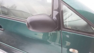 В разборе Шаран 1996 2,8 МКПП - шаран электрозеркало правое1.jpg
