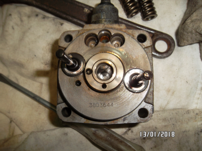 Капает из под крышки на ТНВД AFN - Разбор_3.png