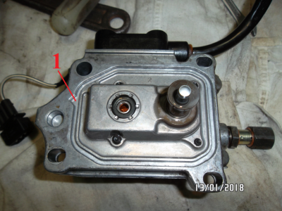 Капает из под крышки на ТНВД AFN - Голова.png