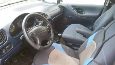 Разбирается Фольксваген Шаран 1997 г.в. 1,9 TDI. 66кВт - 2шаран салон синий.jpg