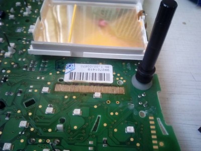 Залудил место на плате