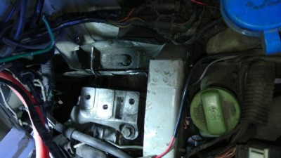 Работа дремелем над кузовом