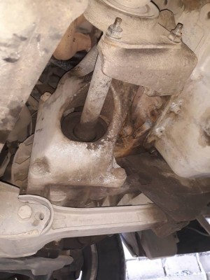 Замена промежуточного вала фотоотчёт  - Крепление_ДВС_1.jpg