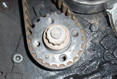 С приобретения авто ещё... зубья уже напрягают, острые...