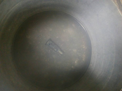 Дальше я например закинул цилиндр, колодец и другие детали кроме секреток в наш клубный отвар (лимонка, сода, стиральный порошок), поварил. Не забываем пружинки со дна собрать.