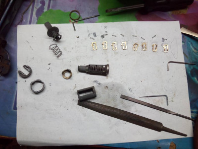 Пидорим пины нождачкой, надфилем, слегка,без фанатизма