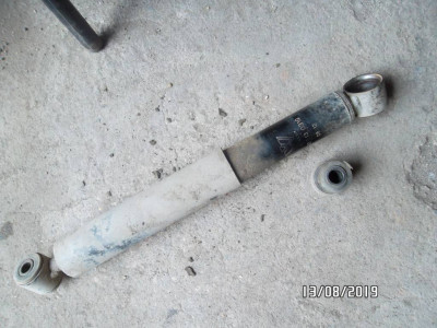 Задние амортизаторы - SAM_1486.JPG