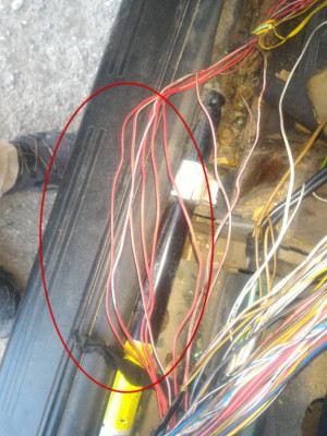 "карниз" водительского сиденья